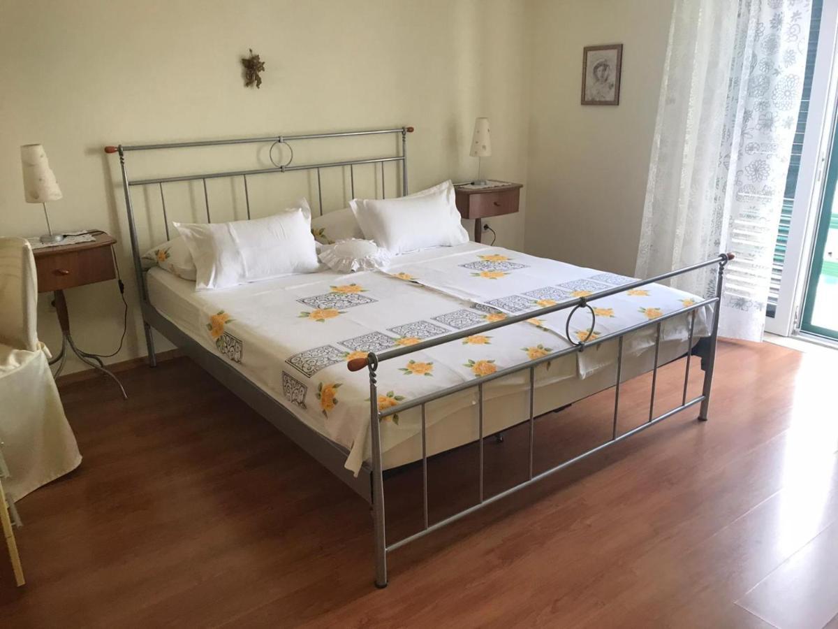 Apartmani Katarina Bol Luaran gambar
