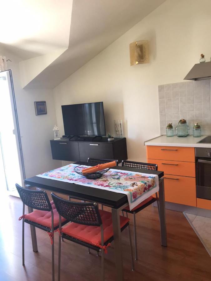 Apartmani Katarina Bol Luaran gambar